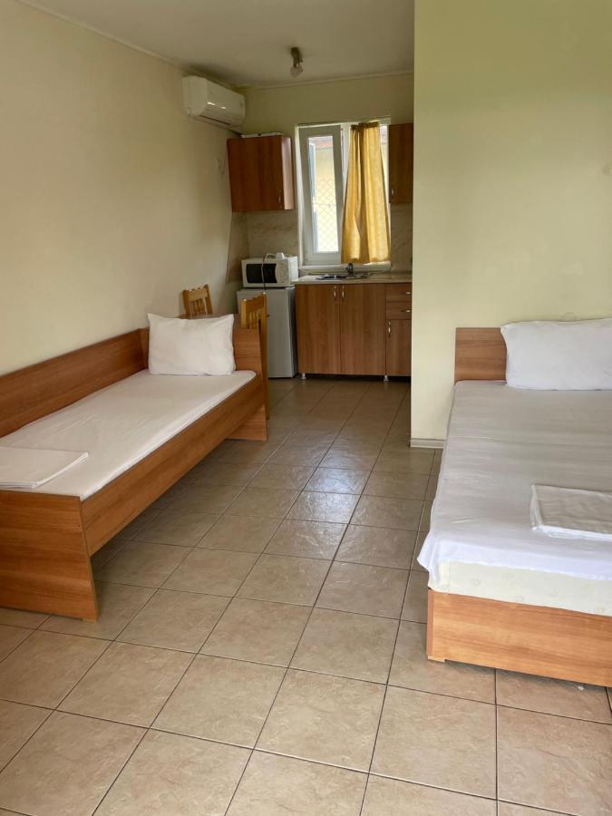 Комплекс За Гости Малки Воден Hotel Malki Voden Exterior photo