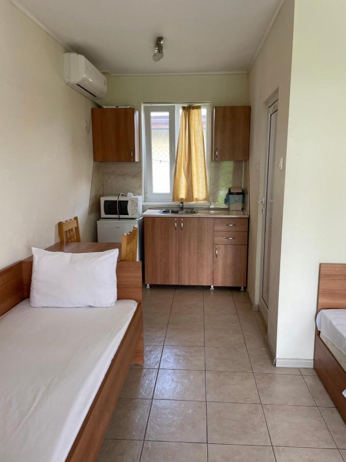 Комплекс За Гости Малки Воден Hotel Malki Voden Exterior photo